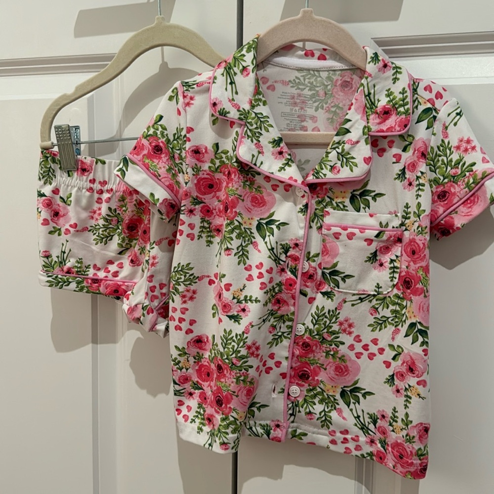Girls 2t tahari pj matching set